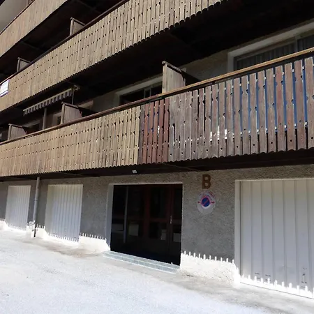 T2 Sud Avec Balcon, 4 Couchages, Lave-vaisselle - - Fr-1-804-28 * Barcelonnette
